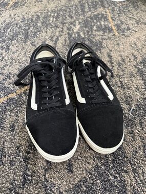 Vans Black and White Old Skool Low-Top Sneakers
